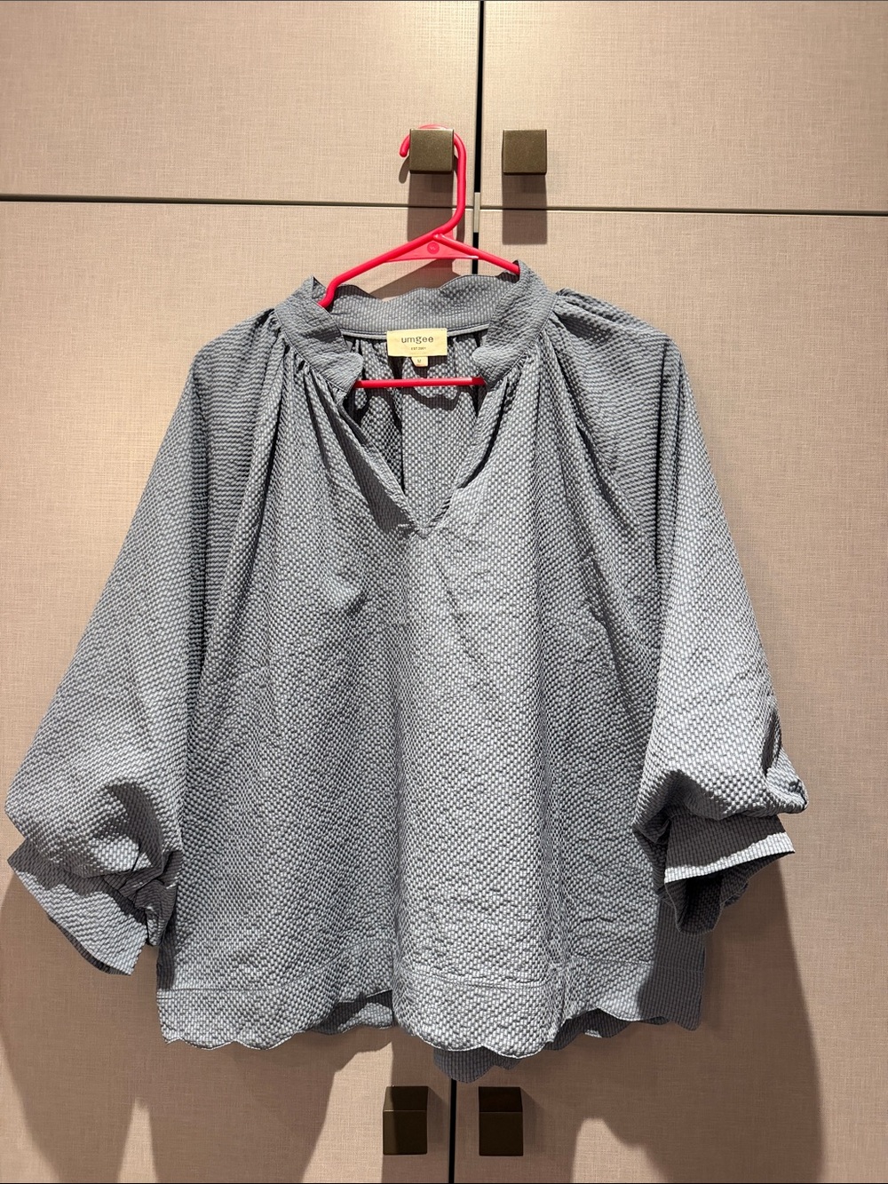 Umgee Light Blue Textured V-Neck Balloon Sleeve Tunic